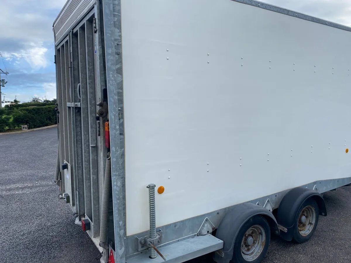 Ifor Williams 12x6x7 Box Trailer - Image 3