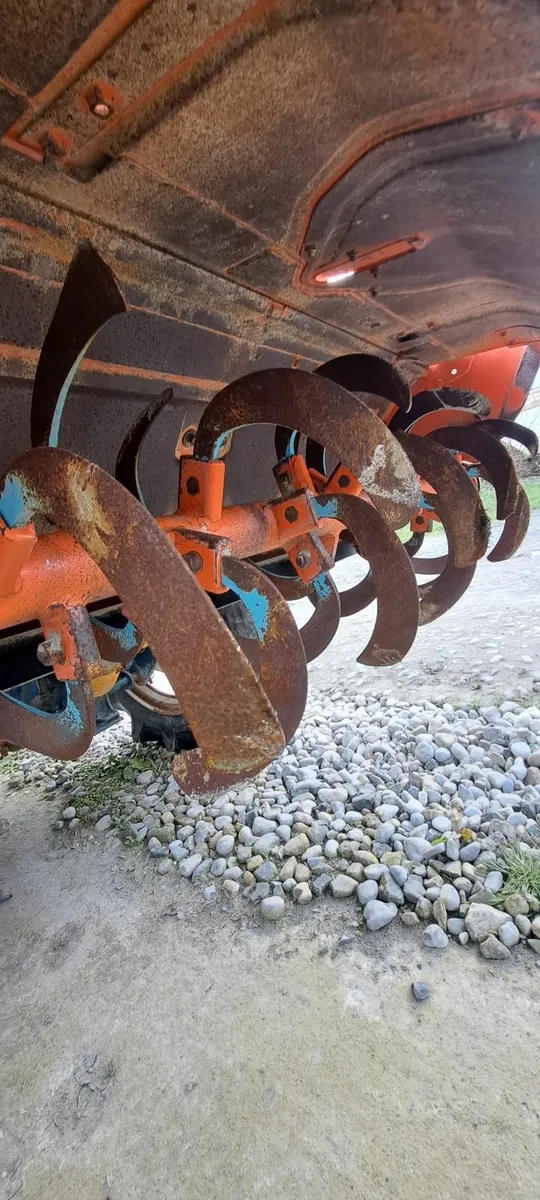 Kubota Compact Tractor - Image 3