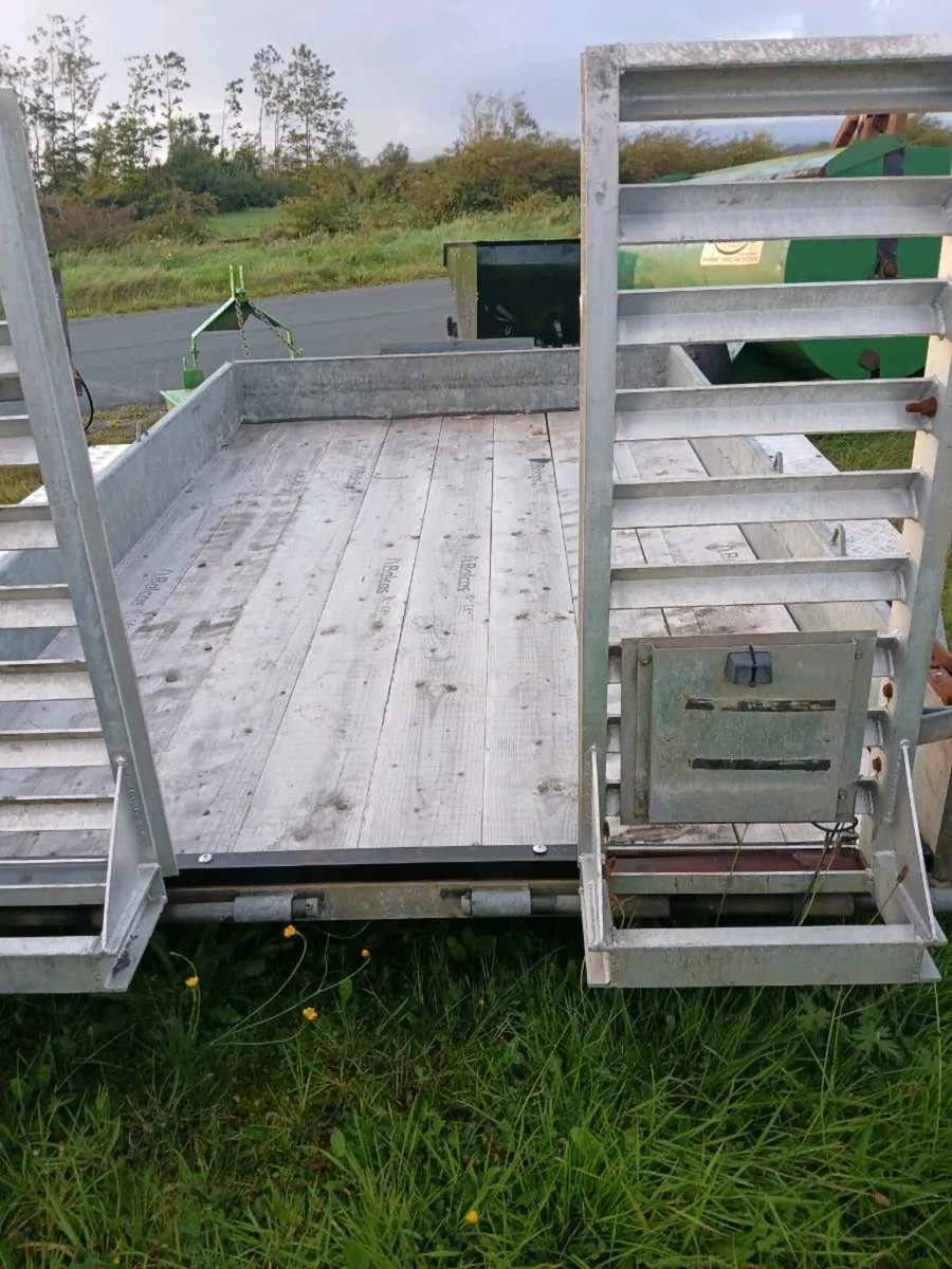Plant trailer - Image 1