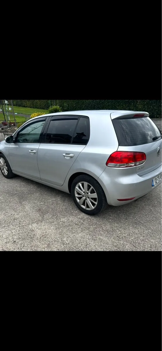 2012 Volkswagen - Image 2