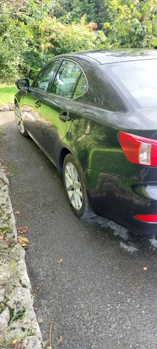 Lexus 220D - Image 3