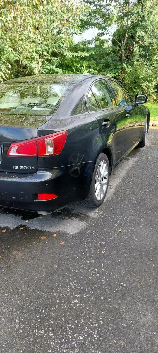 Lexus 220D - Image 4