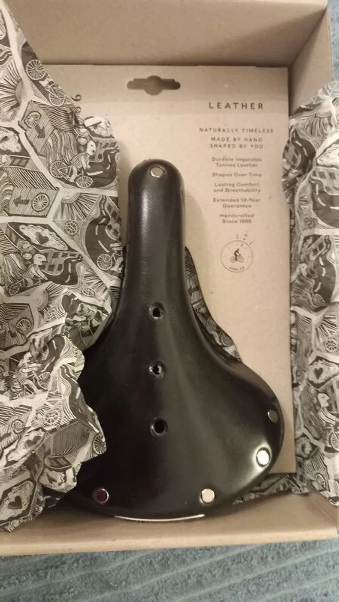 Brooks B17 Saddle - Image 4
