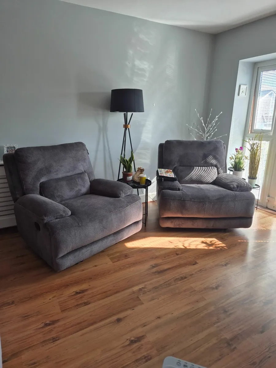 Recliner Armchairs - Image 1