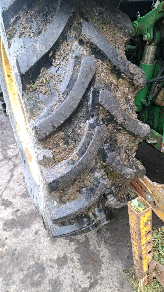 John deere 6510 & mcconnel pa 2050 - Image 4