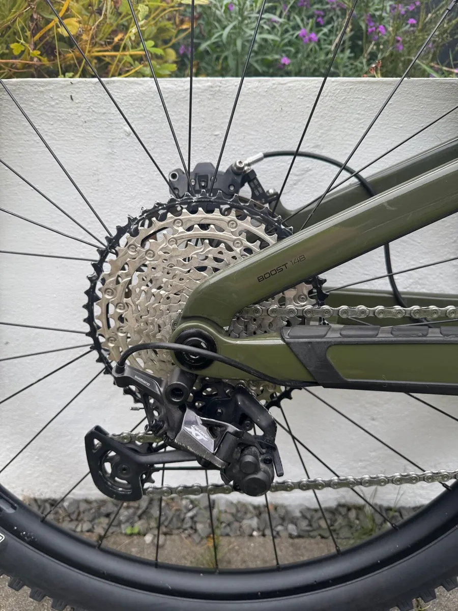 Trek Slash 9.7 Carbon | 2023 | Large - Image 3