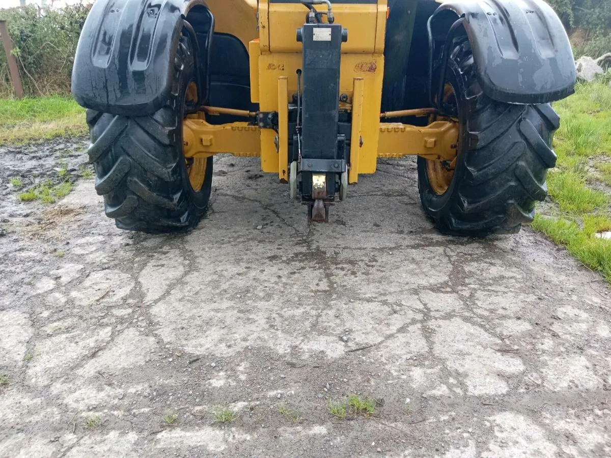 Cat th330b telescopic telehandler - Image 2