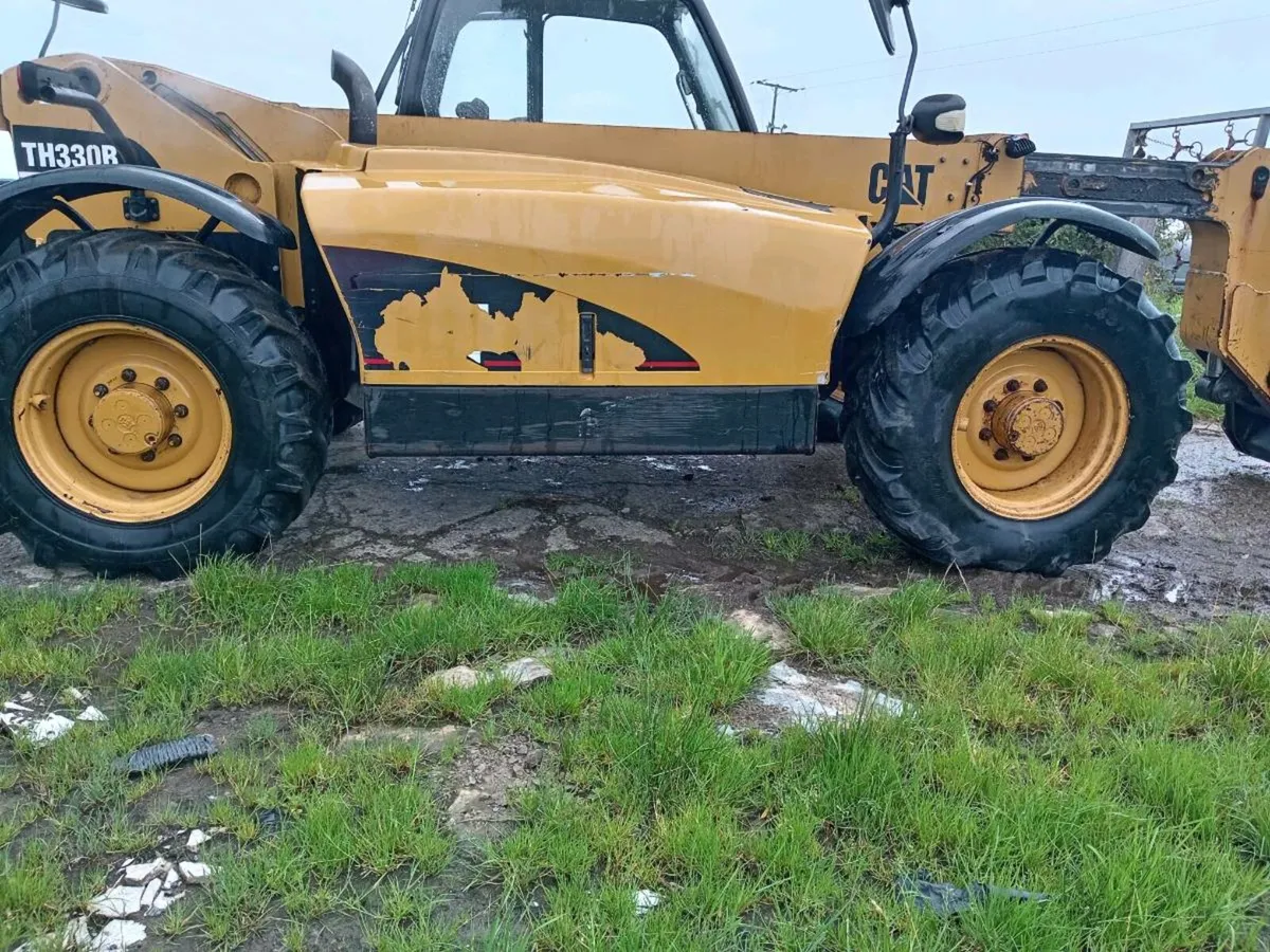 Cat th330b telescopic telehandler - Image 3