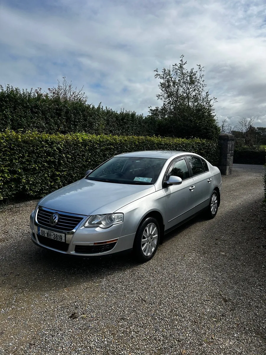Volkswagen Passat 1.9 Diesel - Image 1