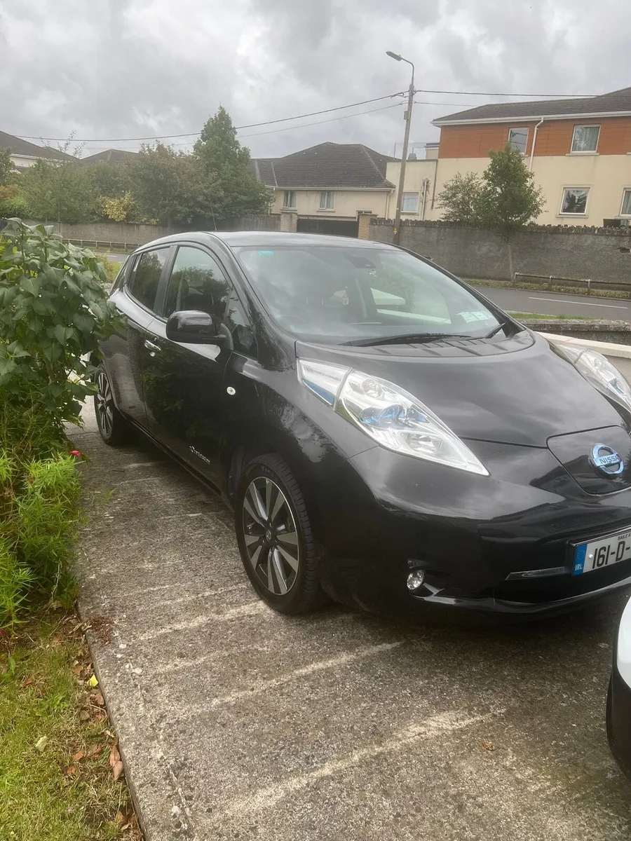 Nissan Leaf Tekna 30kwh  low kms - Image 4