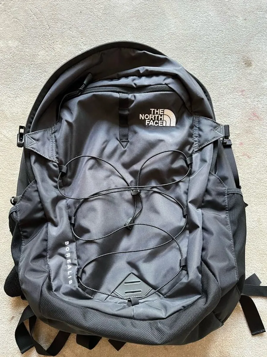 North Face Borealis back pack - Image 2