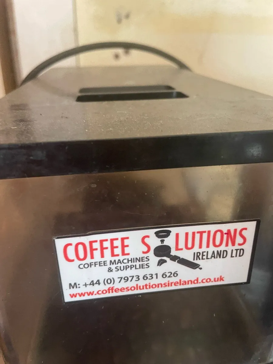 Coffee machine shop closed need gone - Image 4