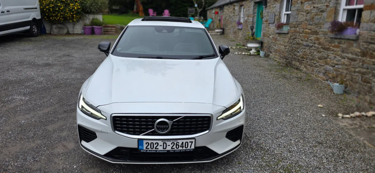 Volvo S60 2020 R DESIGN T8 PRO + - Image 3