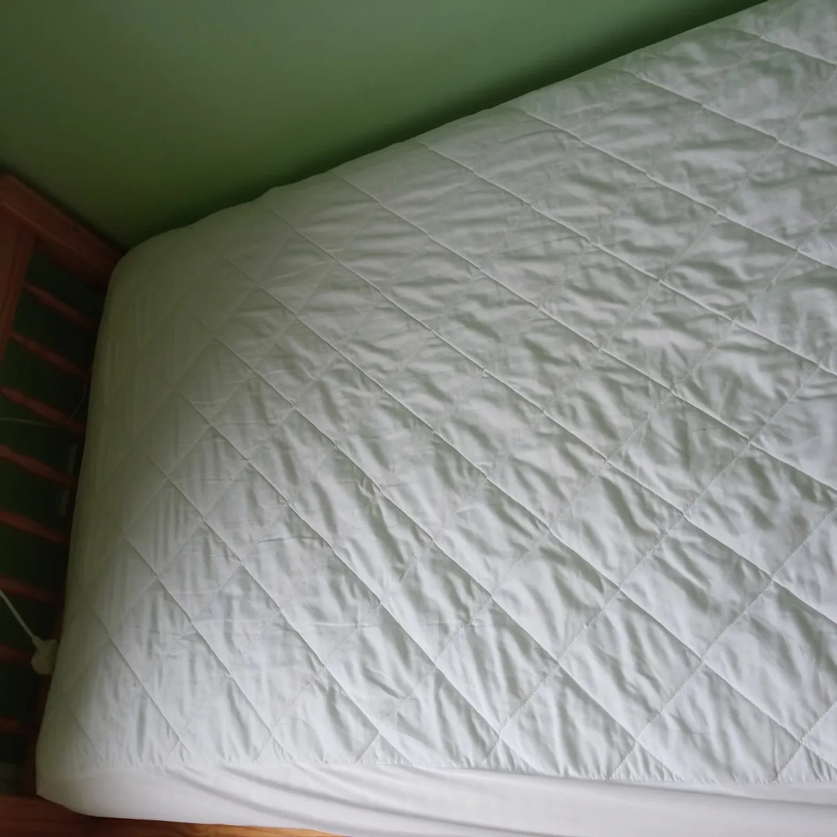 Single Mattress Protector - Image 2