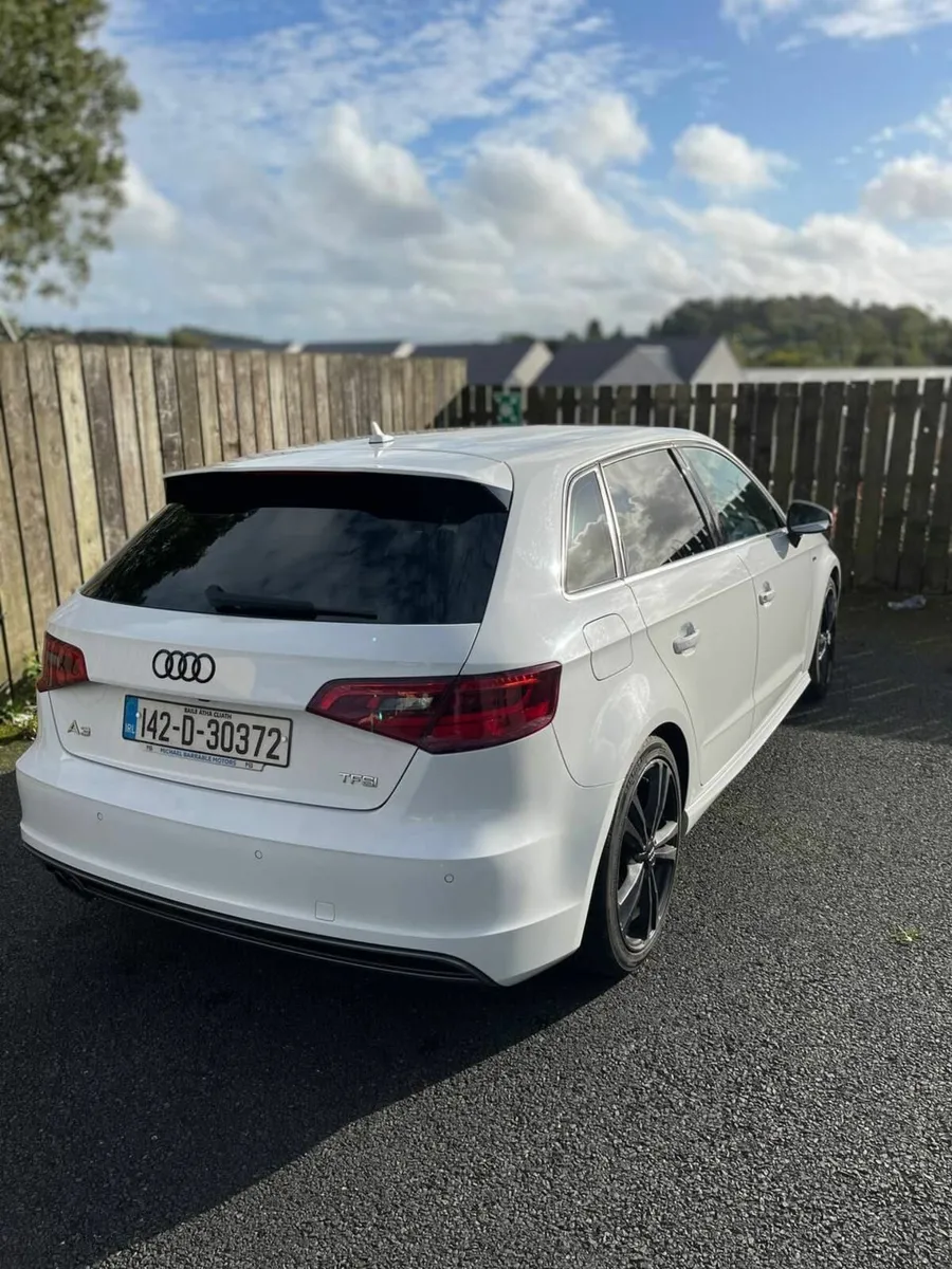 Audi A3 2014 S-LINE - Image 3