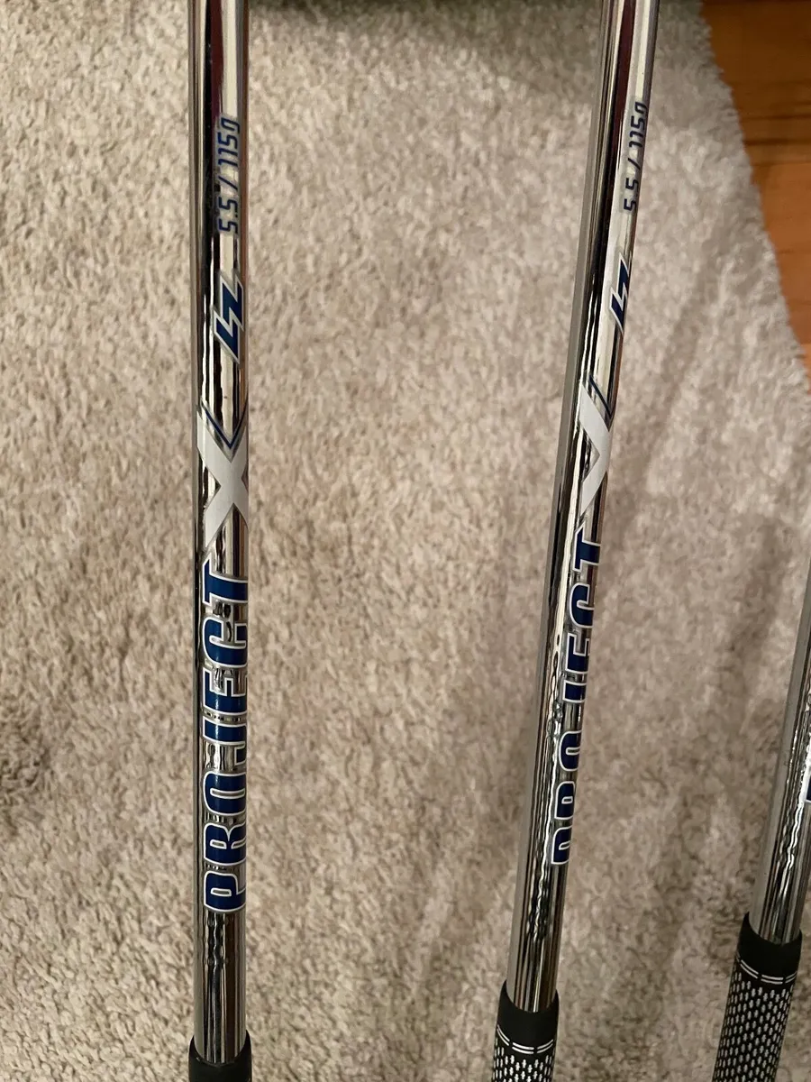 Titleist T100S irons. 6 iron-PW stiff - Image 4
