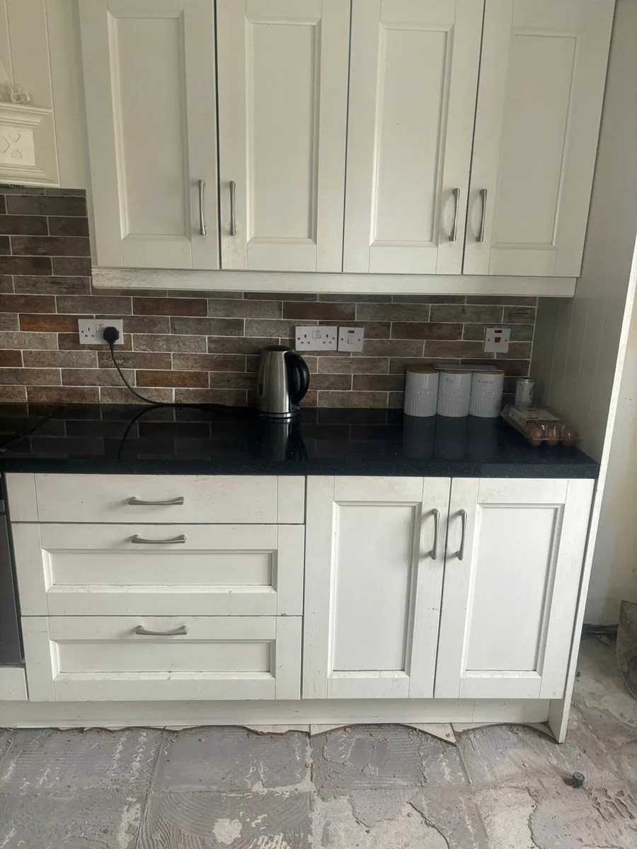 Kitchen - Image 2