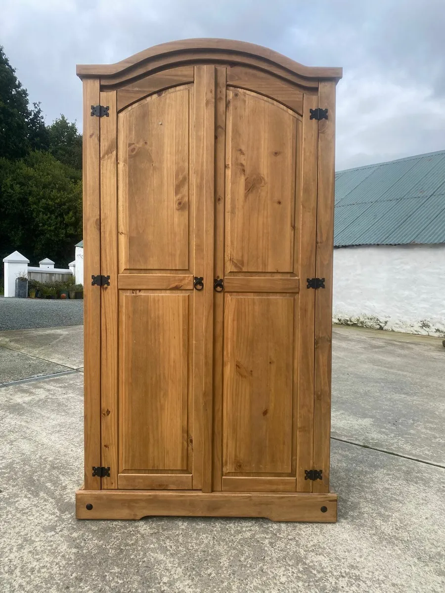 Wardrobe - Image 1