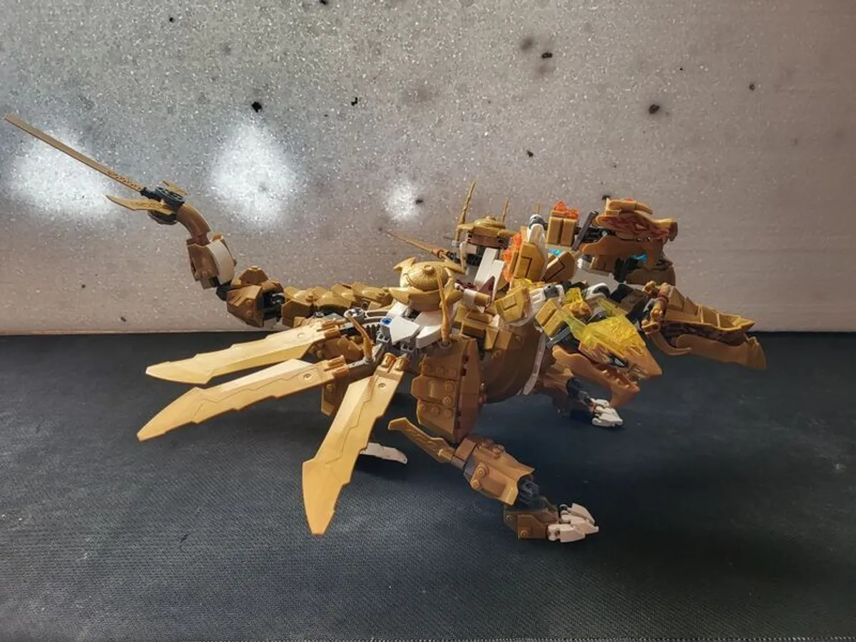 Lego Ninjago Lloyds Golden Ultra Dragon 71774 - Image 1