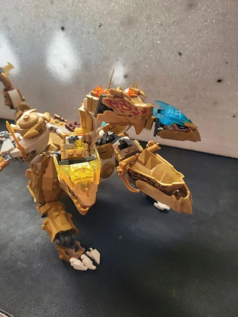 Lego Ninjago Lloyds Golden Ultra Dragon 71774 - Image 2