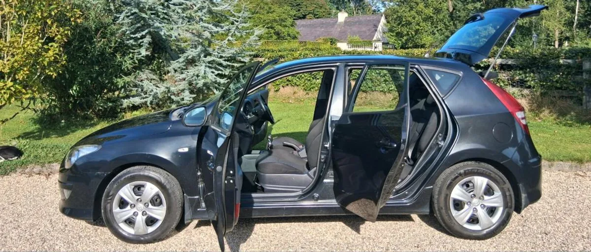 '12 i30 1.6 CRDi only 199km NCT 05/26 tax12/25 - Image 3