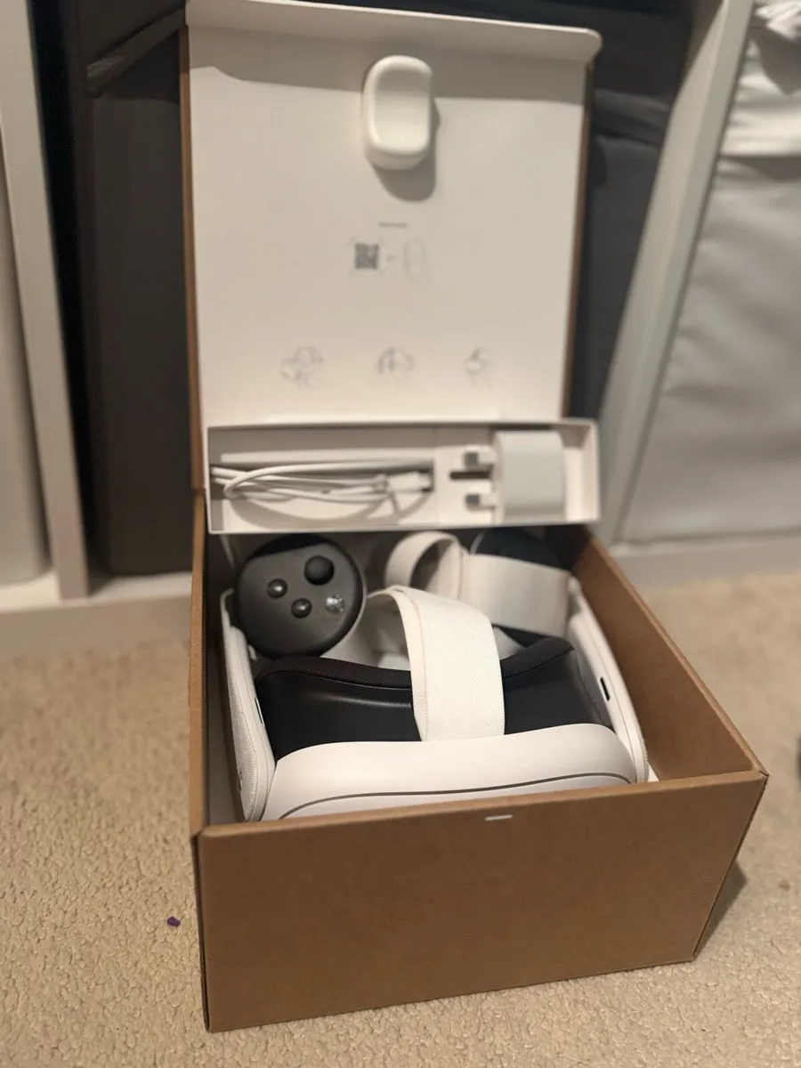 Meta Quest 3 512GB with case - Image 2