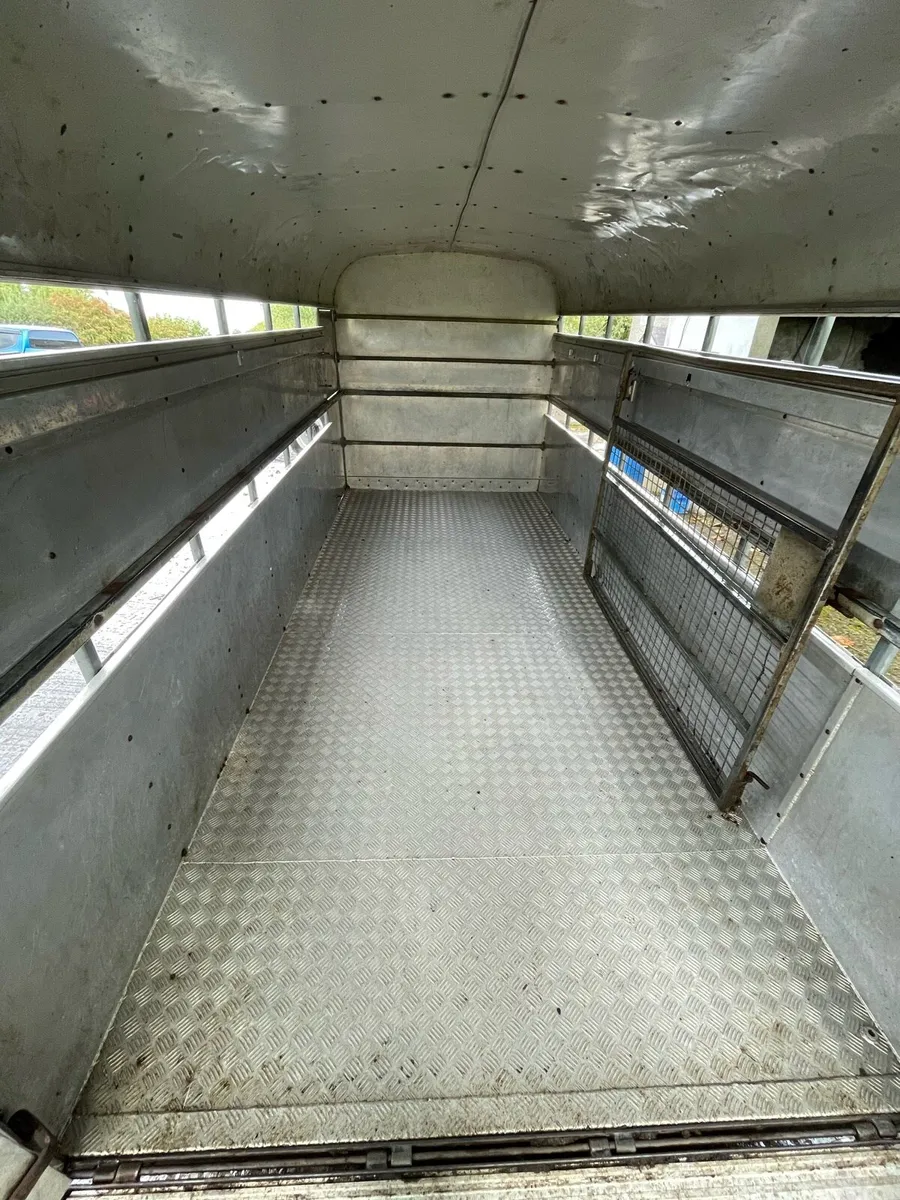 14ft cattle trailer - Image 4