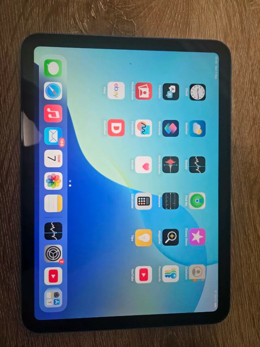 Ipad 10th generation - Image 3