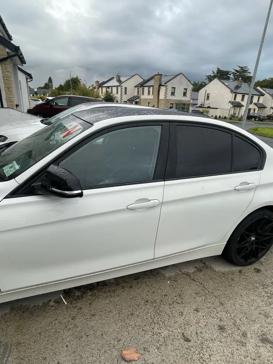 Car - Image 4