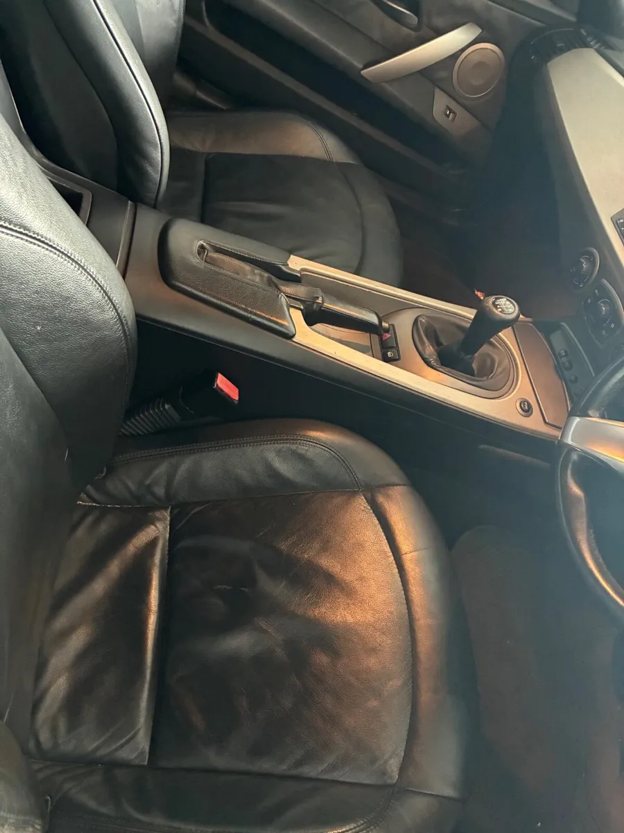 BMW Z4 2004 2.5 manual - Image 3