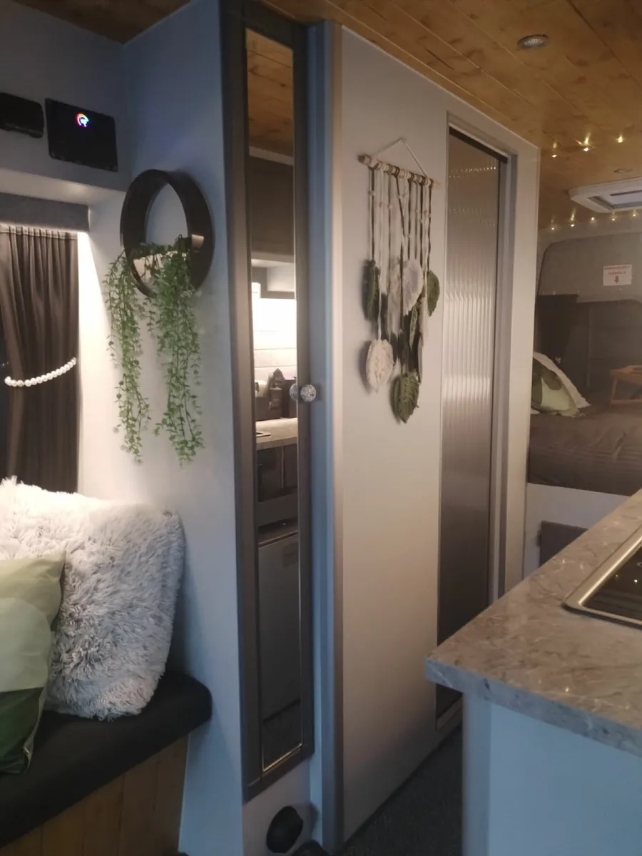 Campervan - Image 3