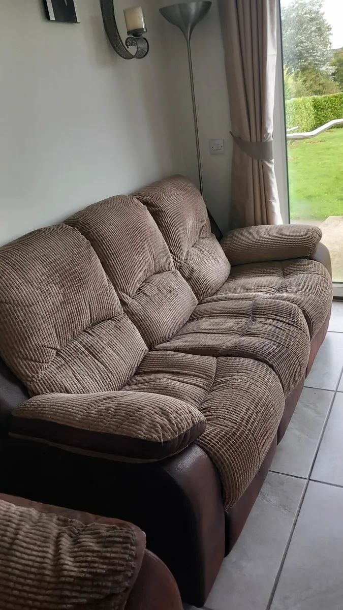 Suite of furniture - Image 4