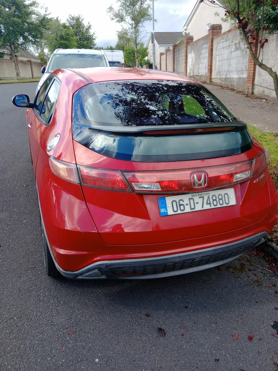 Honda Civic 2006 - Image 1
