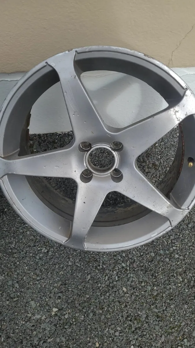 17" 100 Fitment Alloys - Image 3