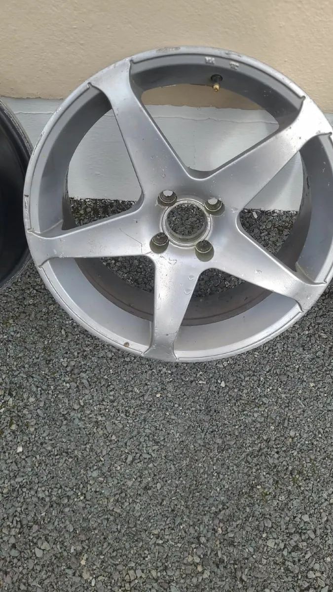 17" 100 Fitment Alloys - Image 4