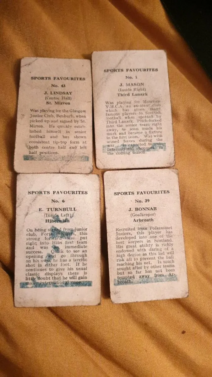 VINTAGE CIGARETTE CARDS FOR SALE - Image 2