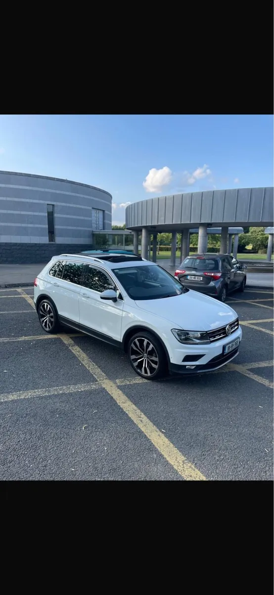 Volkswagen Tiguan - Image 2