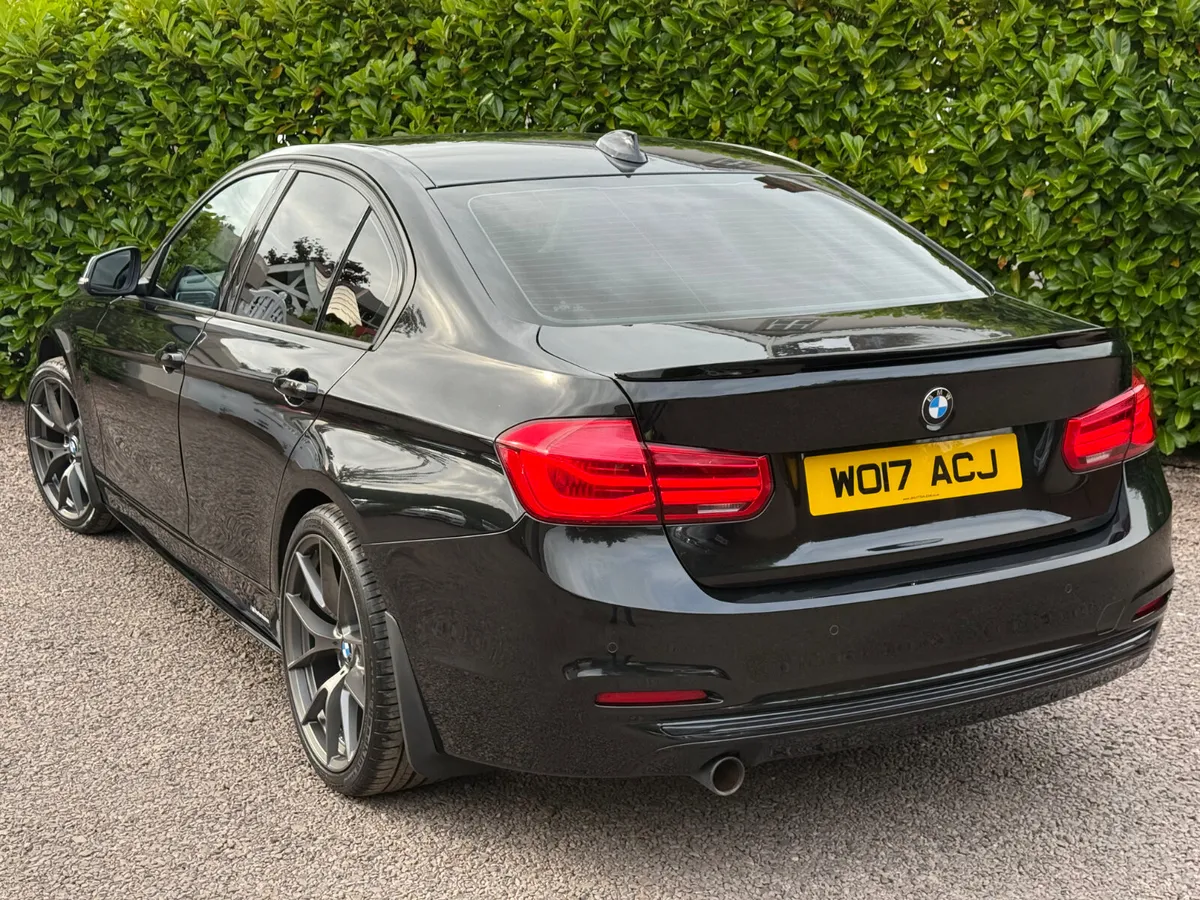 BMW 318D Sport 2017 - Image 2