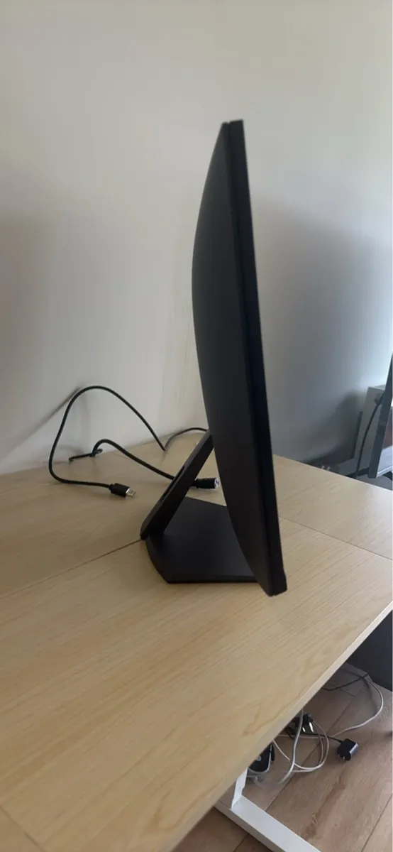 Dell 27 inch monitor - Image 2