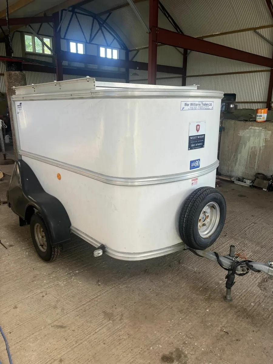 Ifor Williams Enclosed Box Trailer - Image 1