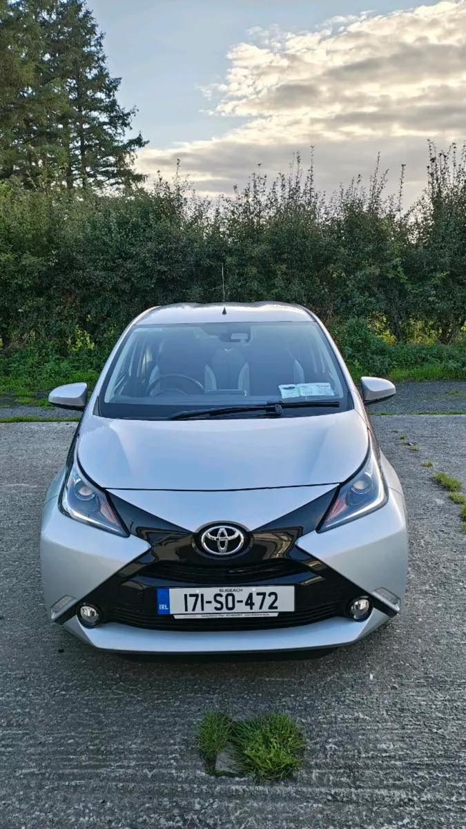 Toyota Aygo 1.0 X-Play. Low milage - Image 2