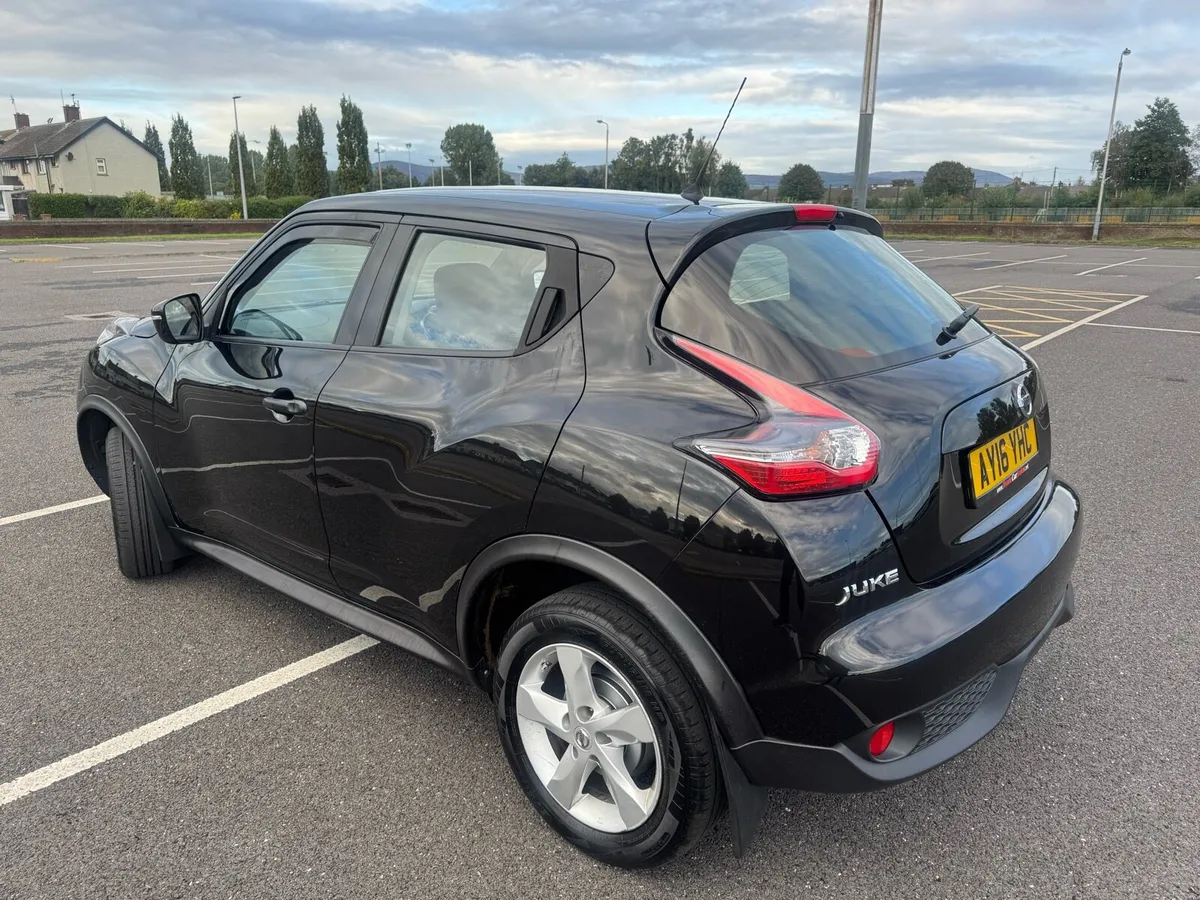 2016 nissan juke - Image 2
