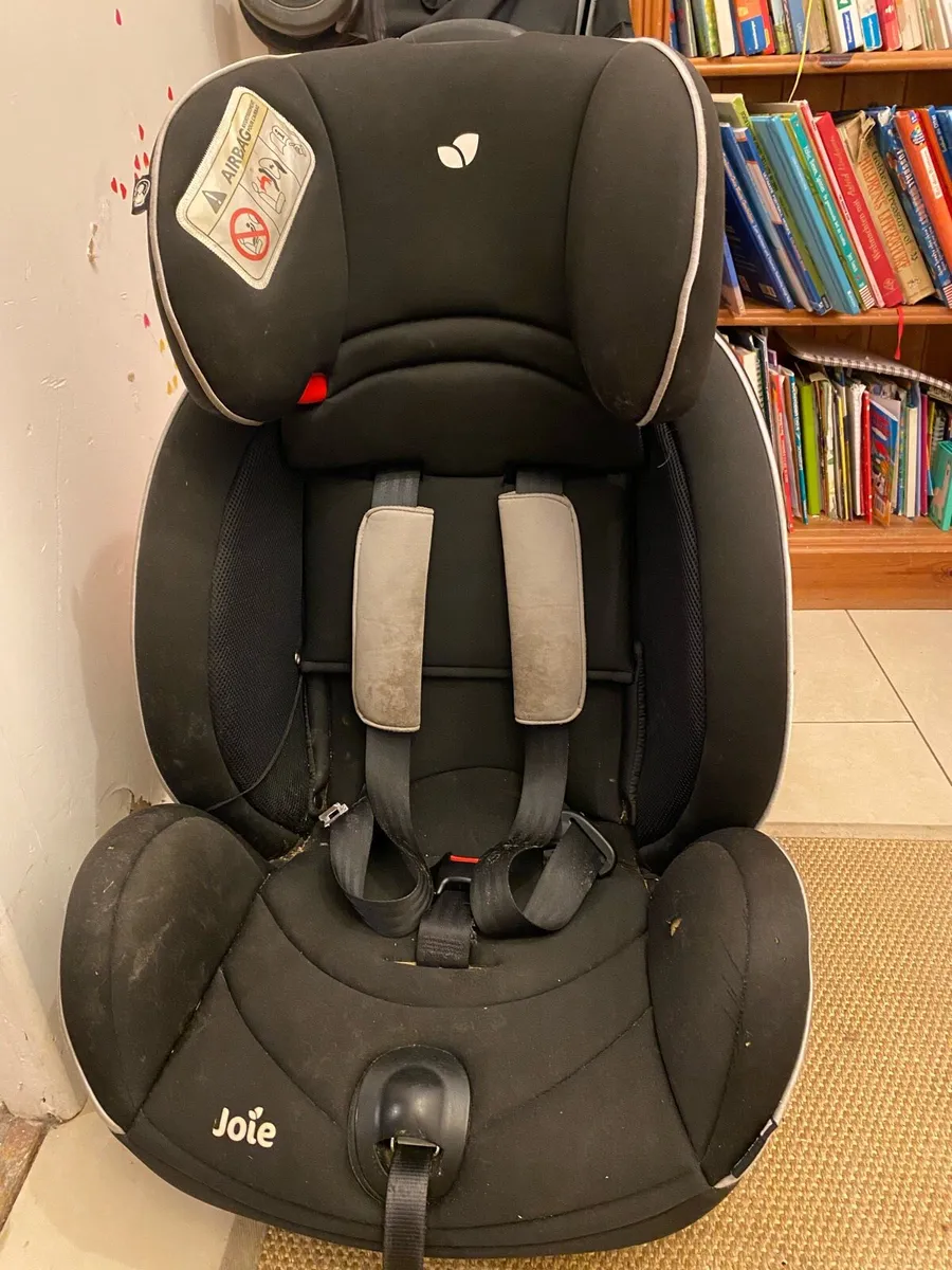 Car seat - Image 1