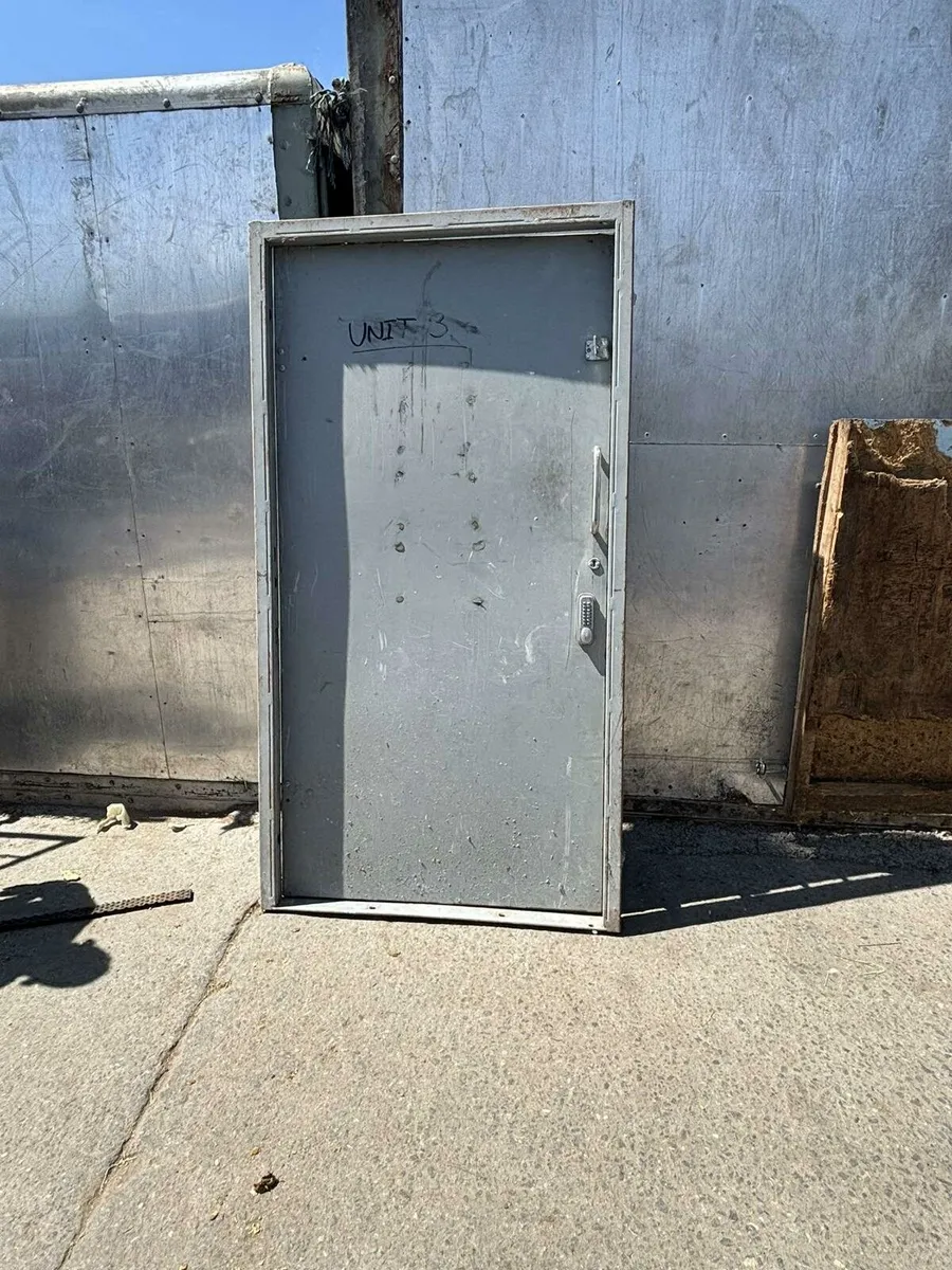 Security door - Image 4