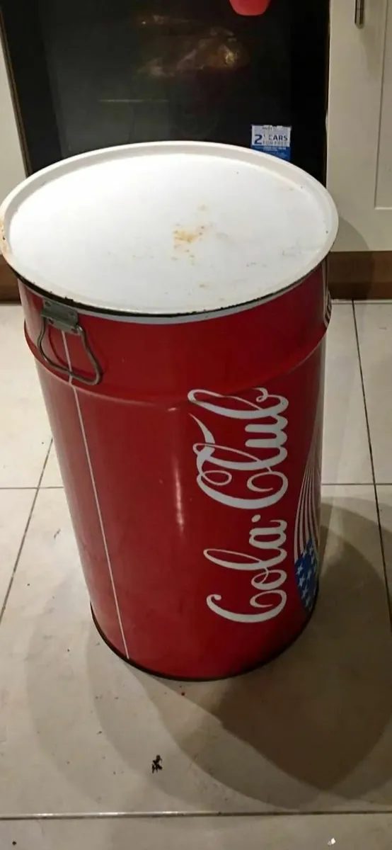 Retro 80s coca cola bin - Image 1