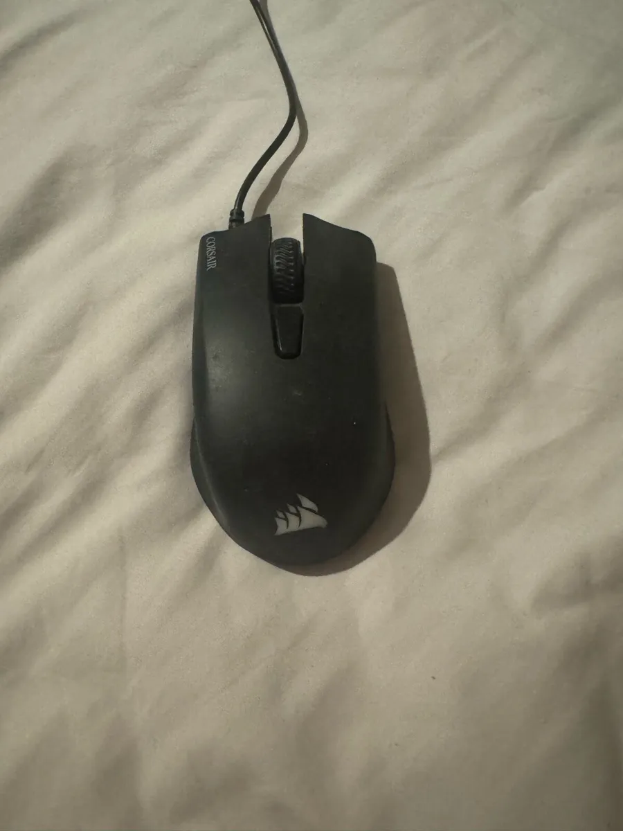 Corsair rgb pro gaming mouse - Image 1