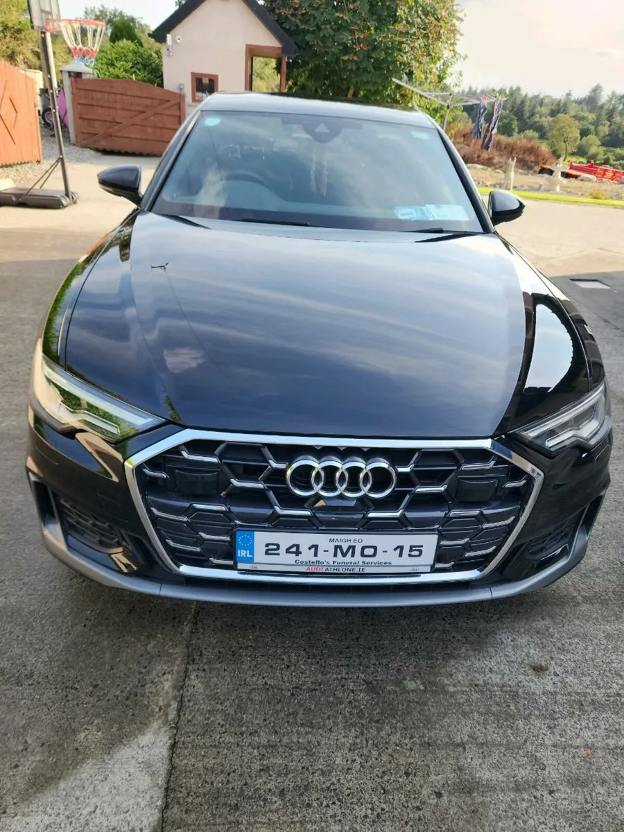 audi 2024 Black SLine Air Suspension - Image 1