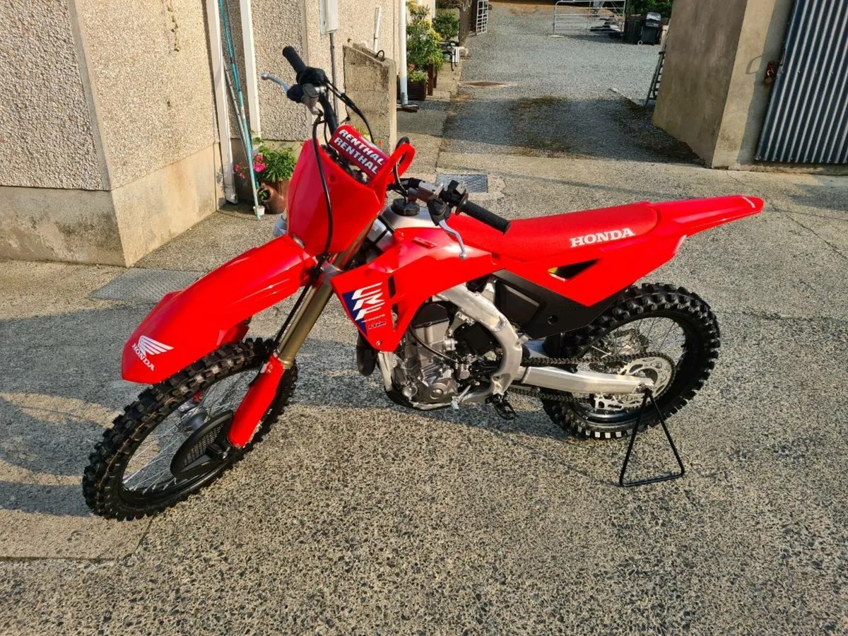 2025 Honda CRF450R - Image 2