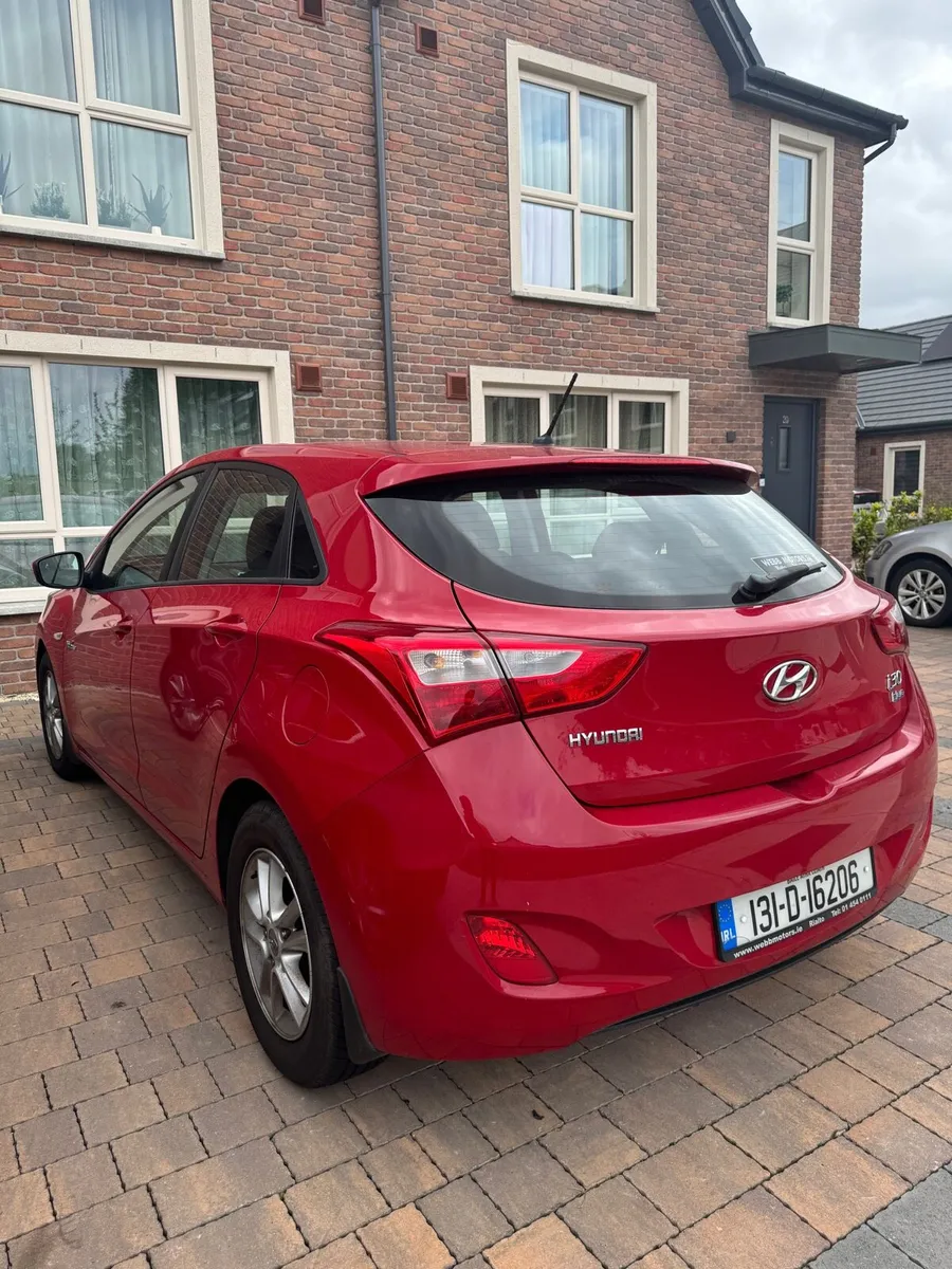 Hyundai i30 - Image 2