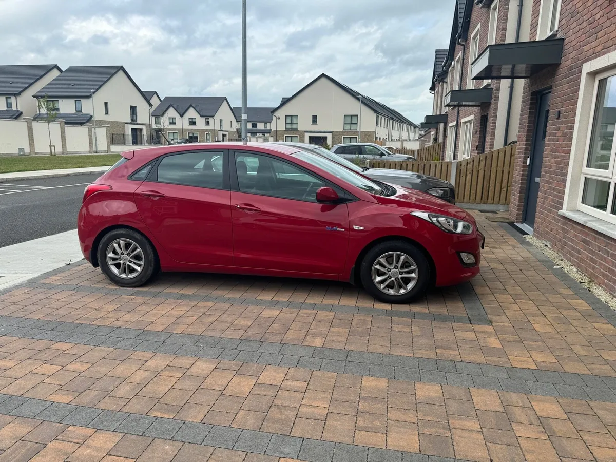 Hyundai i30 - Image 4